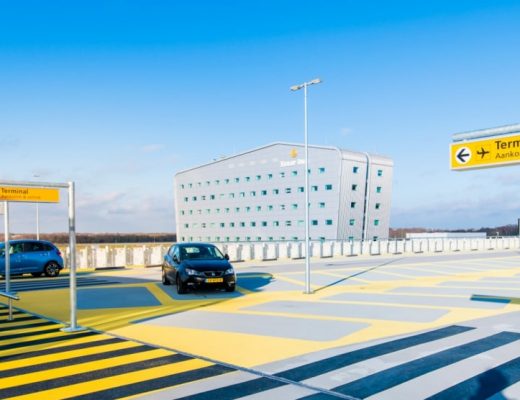 Parkeren bij Eindhoven Airport